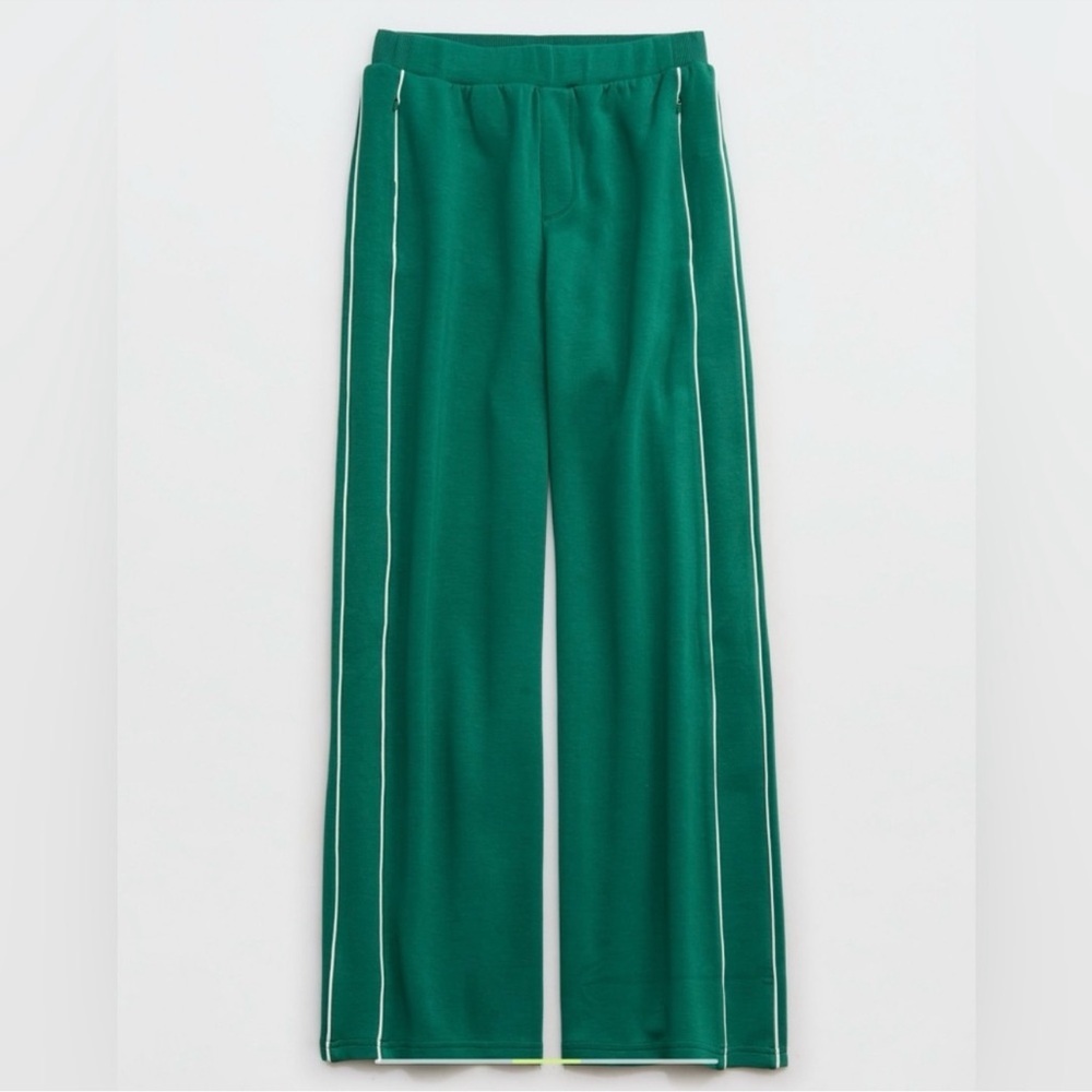 OFFLINE By Aerie ChillUp Track Trouser